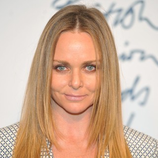 Stella McCartney in British Fashion Awards 2011 - Arrivals - stella-mccartney-british-fashion-awards 2011-01